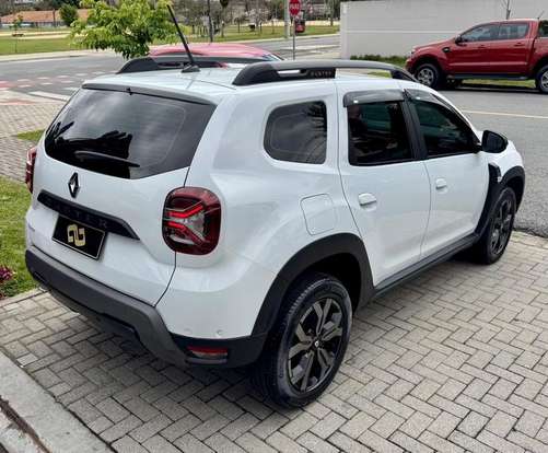RENAULT-DUSTER-2024