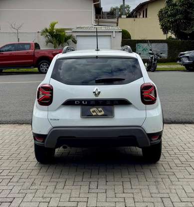 RENAULT-DUSTER-2024