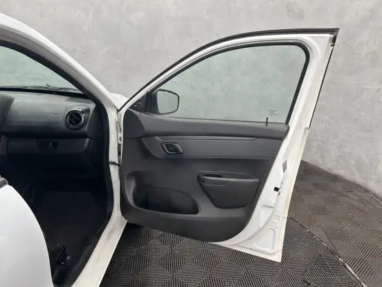 RENAULT-KWID-1.0 12V SCE FLEX ZEN MANUAL RENAULT-KWID-2025