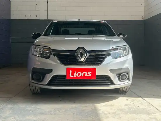 RENAULT-LOGAN-2025