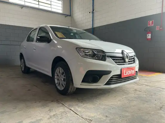 RENAULT-LOGAN-2025