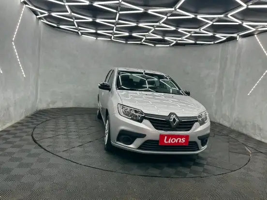 RENAULT-LOGAN-2025