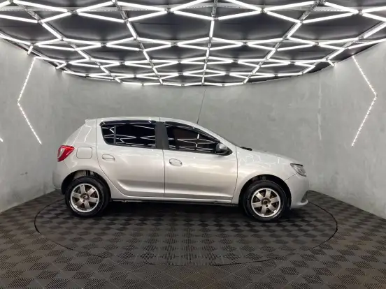 RENAULT-SANDERO-1.0 12V SCE FLEX EXPRESSION MANUAL RENAULT-SANDERO-2017