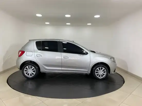RENAULT-SANDERO-1.0 EXPRESSION 16V FLEX 4P MANUAL RENAULT-SANDERO-2016