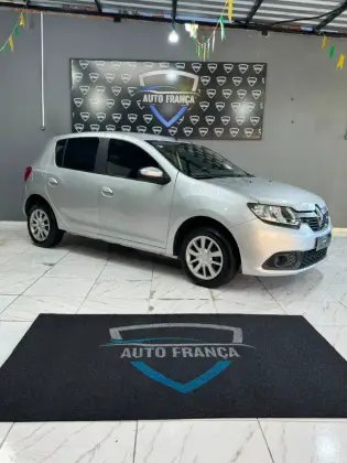 RENAULT SANDERO 1.6 16V SCE FLEX EXPRESSION MANUAL RENAULT SANDERO 1.6 16V SCE FLEX EXPRESSION MANUAL