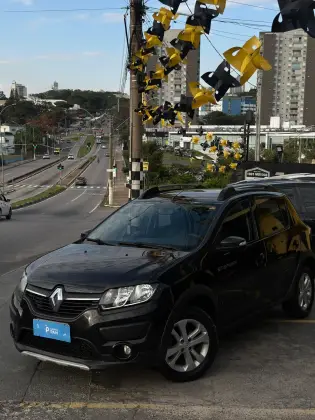 RENAULT SANDERO 1.6 STEPWAY 8V FLEX 4P MANUAL RENAULT SANDERO 1.6 STEPWAY 8V FLEX 4P MANUAL