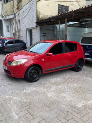 RENAULT SANDERO 1.6 PRIVILÈGE 8V FLEX 4P MANUAL