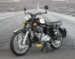 ROYAL ENFIELD CLASSIC BATTLE GREEN ROYAL ENFIELD CLASSIC BATTLE GREEN