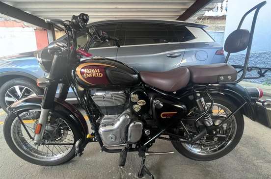 ROYAL ENFIELD-CLASSIC 350-2023