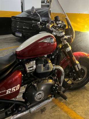 ROYAL ENFIELD-CLASSIC 650 VALLAM RED-2025