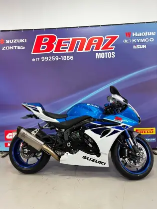 SUZUKI GSX-R1000RAZ SUZUKI GSX-R1000RAZ