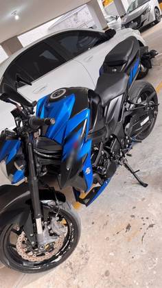 SUZUKI GSX-S750A 