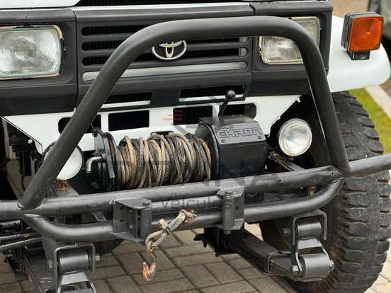 TOYOTA-BANDEIRANTE-3.7 BJ50LV-B 4X4 CHASSI LONGO DIESEL 2P MANUAL TOYOTA-BANDEIRANTE-1999