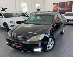 TOYOTA CAMRY 3.0 XLE V6 24V GASOLINA 4P AUTOMÁTICO TOYOTA CAMRY 3.0 XLE V6 24V GASOLINA 4P AUTOMÁTICO