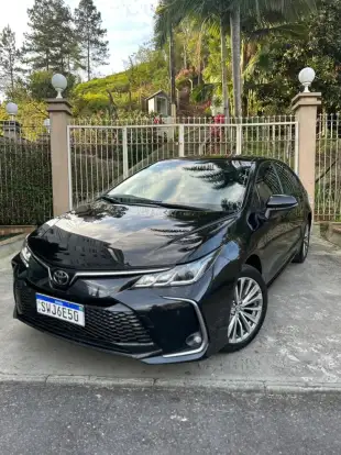 TOYOTA-COROLLA-2024