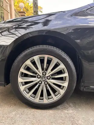 TOYOTA-COROLLA-2024