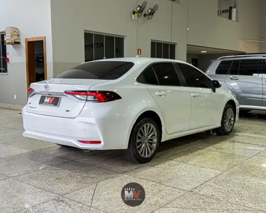 TOYOTA-COROLLA-2025