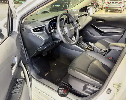 TOYOTA-COROLLA-2025