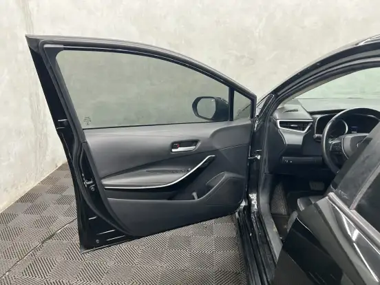 TOYOTA-COROLLA-2023
