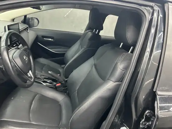 TOYOTA-COROLLA-2023