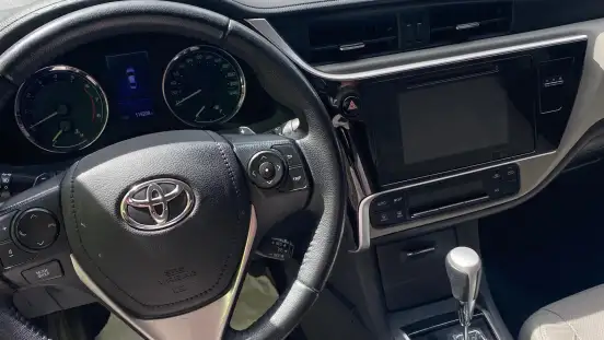 TOYOTA-COROLLA-2017