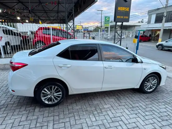 TOYOTA-COROLLA-2015