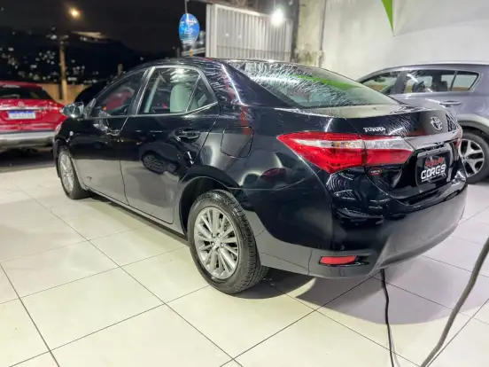 TOYOTA-COROLLA-2015