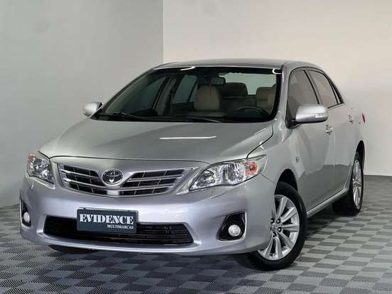 TOYOTA-COROLLA-2011