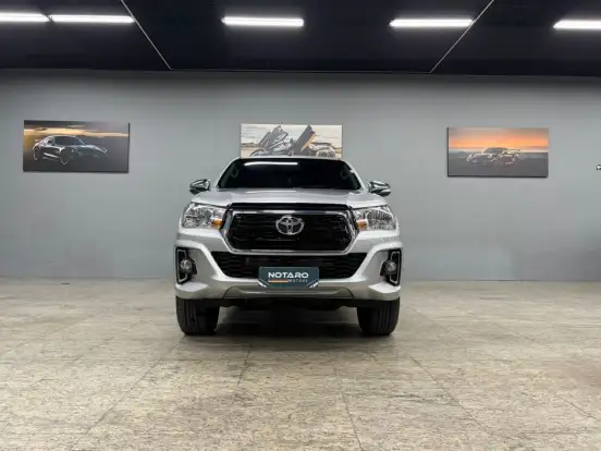 TOYOTA-HILUX-2019