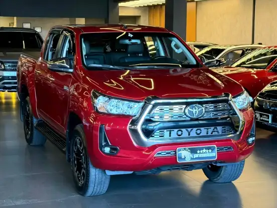 TOYOTA-HILUX-2.8 D-4D TURBO DIESEL CD SRV 4X4 AUTOMÁTICO TOYOTA-HILUX-2022