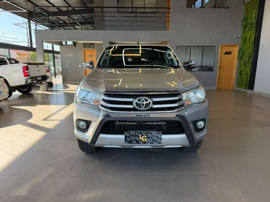 TOYOTA-HILUX-2.7 SRV 4X2 CD 16V FLEX 4P AUTOMÁTICO TOYOTA-HILUX-2017