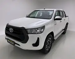 TOYOTA HILUX 2.8 D-4D TURBO DIESEL CD POWER PACK 4X4 MANUAL TOYOTA HILUX 2.8 D-4D TURBO DIESEL CD POWER PACK 4X4 MANUAL