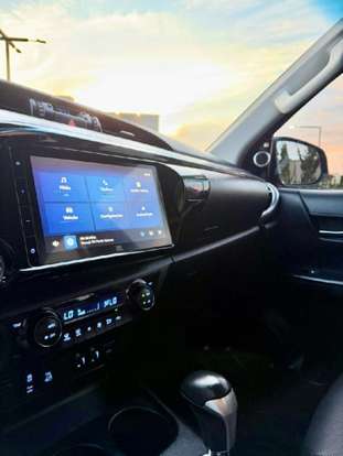 TOYOTA-HILUX-2023