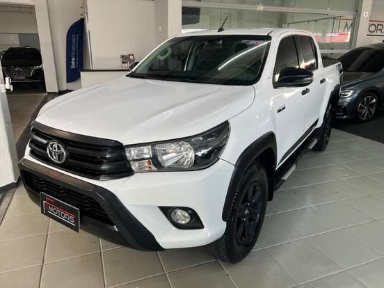 TOYOTA-HILUX-2.8 SR CHALLENGE 4X4 CD 16V DIESEL 4P AUTOMÁTICO TOYOTA-HILUX-2018