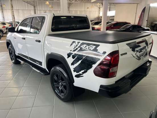 TOYOTA-HILUX-2.8 SR CHALLENGE 4X4 CD 16V DIESEL 4P AUTOMÁTICO TOYOTA-HILUX-2018