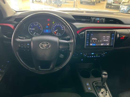 TOYOTA-HILUX-2.8 SR CHALLENGE 4X4 CD 16V DIESEL 4P AUTOMÁTICO TOYOTA-HILUX-2018