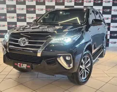TOYOTA HILUX SW4 2.8 SRX 4X4 16V TURBO INTERCOOLER DIESEL 4P AUTOMÁTICO TOYOTA HILUX SW4 2.8 SRX 4X4 16V TURBO INTERCOOLER DIESEL 4P AUTOMÁTICO