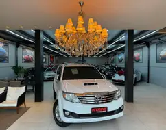 TOYOTA HILUX SW4 3.0 SRV 4X4 16V TURBO INTERCOOLER DIESEL 4P MANUAL TOYOTA HILUX SW4 3.0 SRV 4X4 16V TURBO INTERCOOLER DIESEL 4P MANUAL