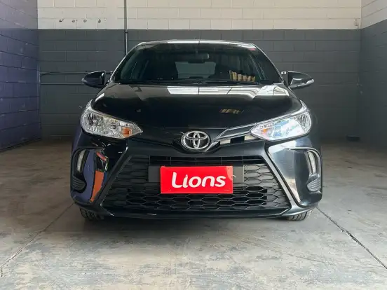 TOYOTA-YARIS-2025