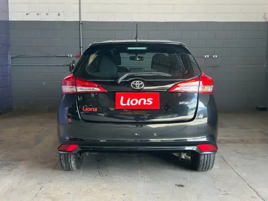 TOYOTA-YARIS-2025