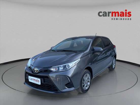 TOYOTA-YARIS-2022