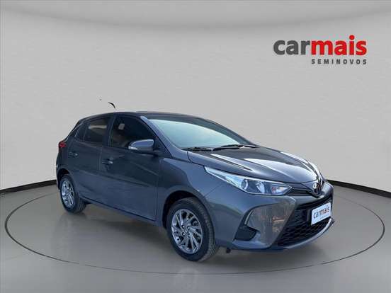 TOYOTA-YARIS-2022