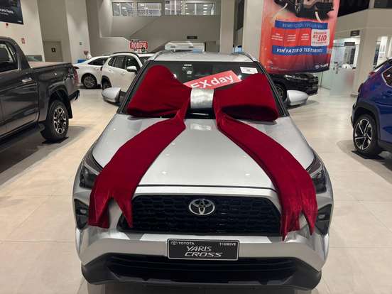 TOYOTA-YARIS CROSS-2026