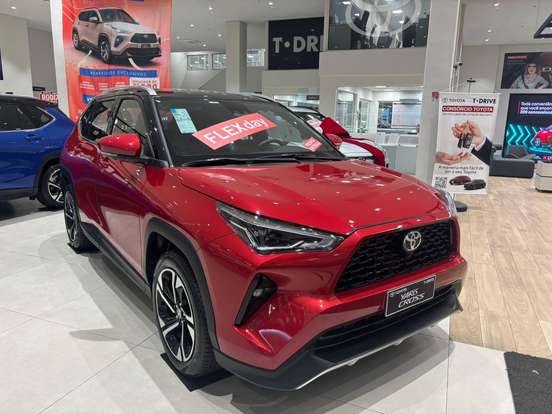 TOYOTA-YARIS CROSS-2026
