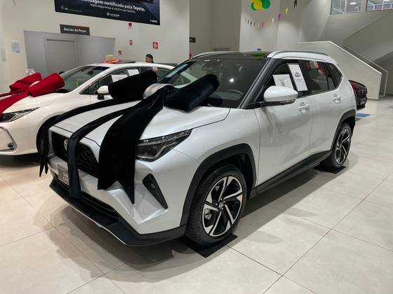 TOYOTA YARIS CROSS 1.5 VVT-I HYBRID FLEX XRX CVT