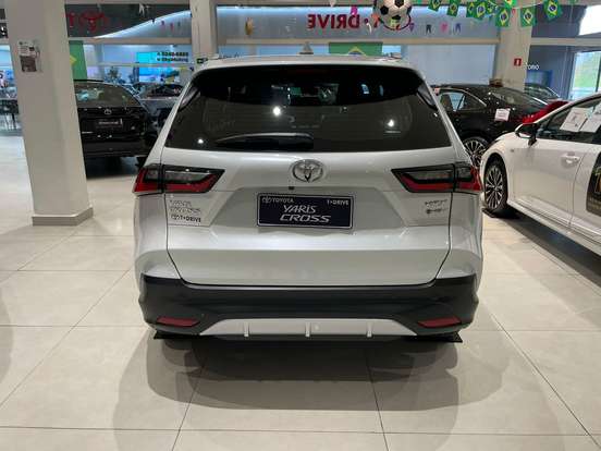 TOYOTA-YARIS CROSS-1.5 VVT-I HYBRID FLEX XRX CVT TOYOTA-YARIS CROSS-2026