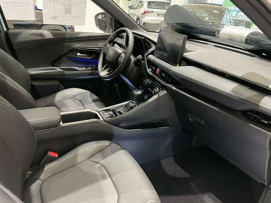 TOYOTA-YARIS CROSS-2026