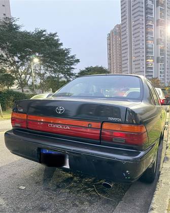 Toyota Corolla 1.8 LE 16V Gasolina 4P Automático