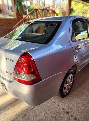 TOYOTA ETIOS 1.5 XS SEDAN 16V FLEX 4P MANUAL
