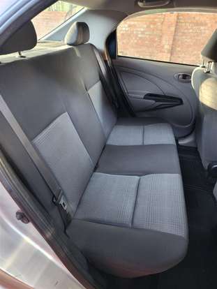 TOYOTA-ETIOS-2013